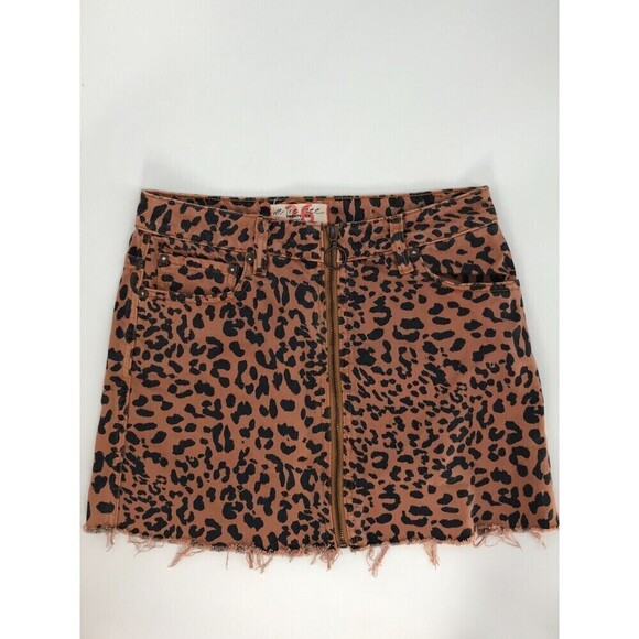 Free People We the Free Leopard Animal Print Zip Front Denim Skirt Size 26 Brown - Picture 8 of 10